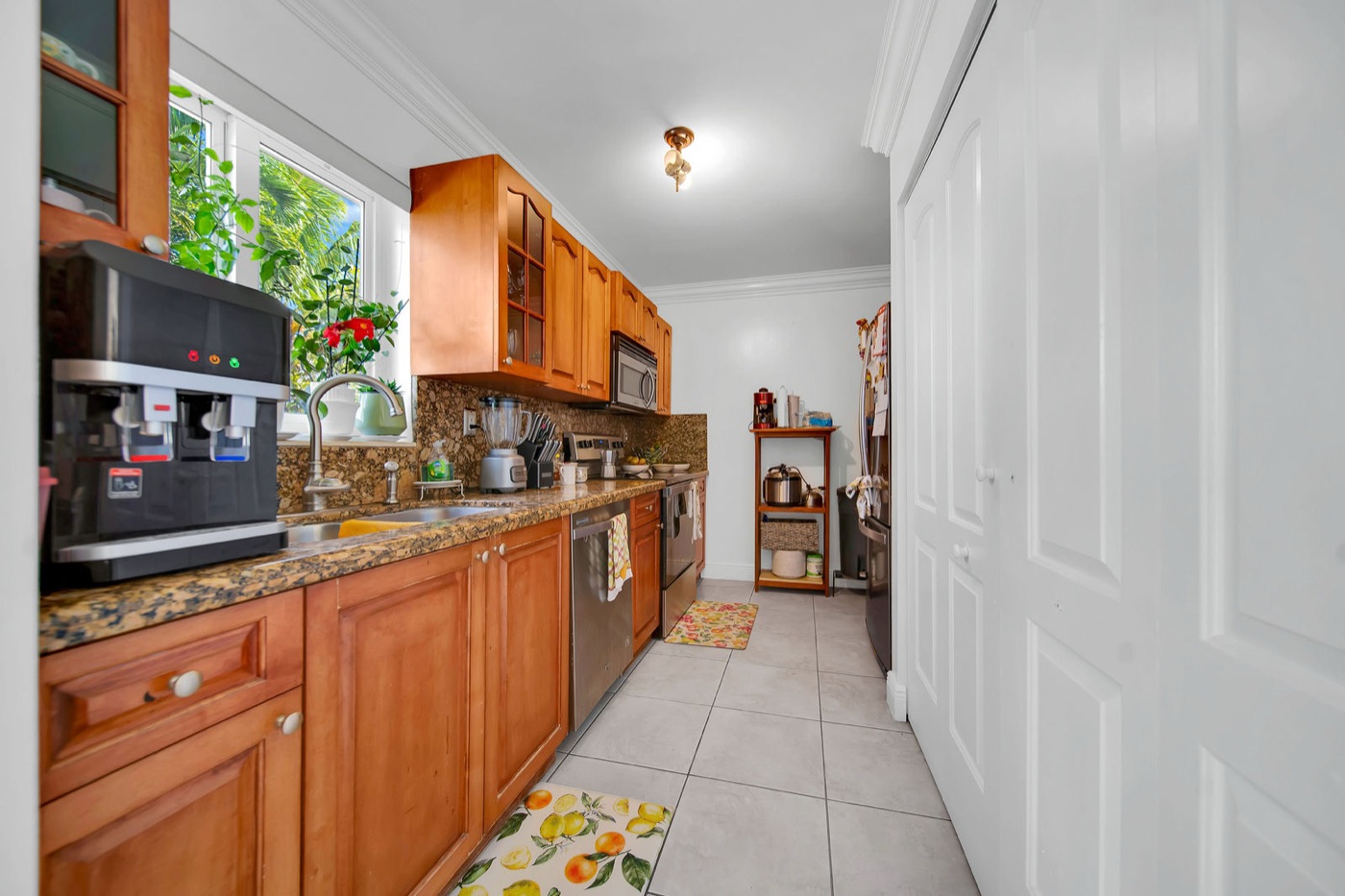 20273 NW 32nd Ave, photo 9