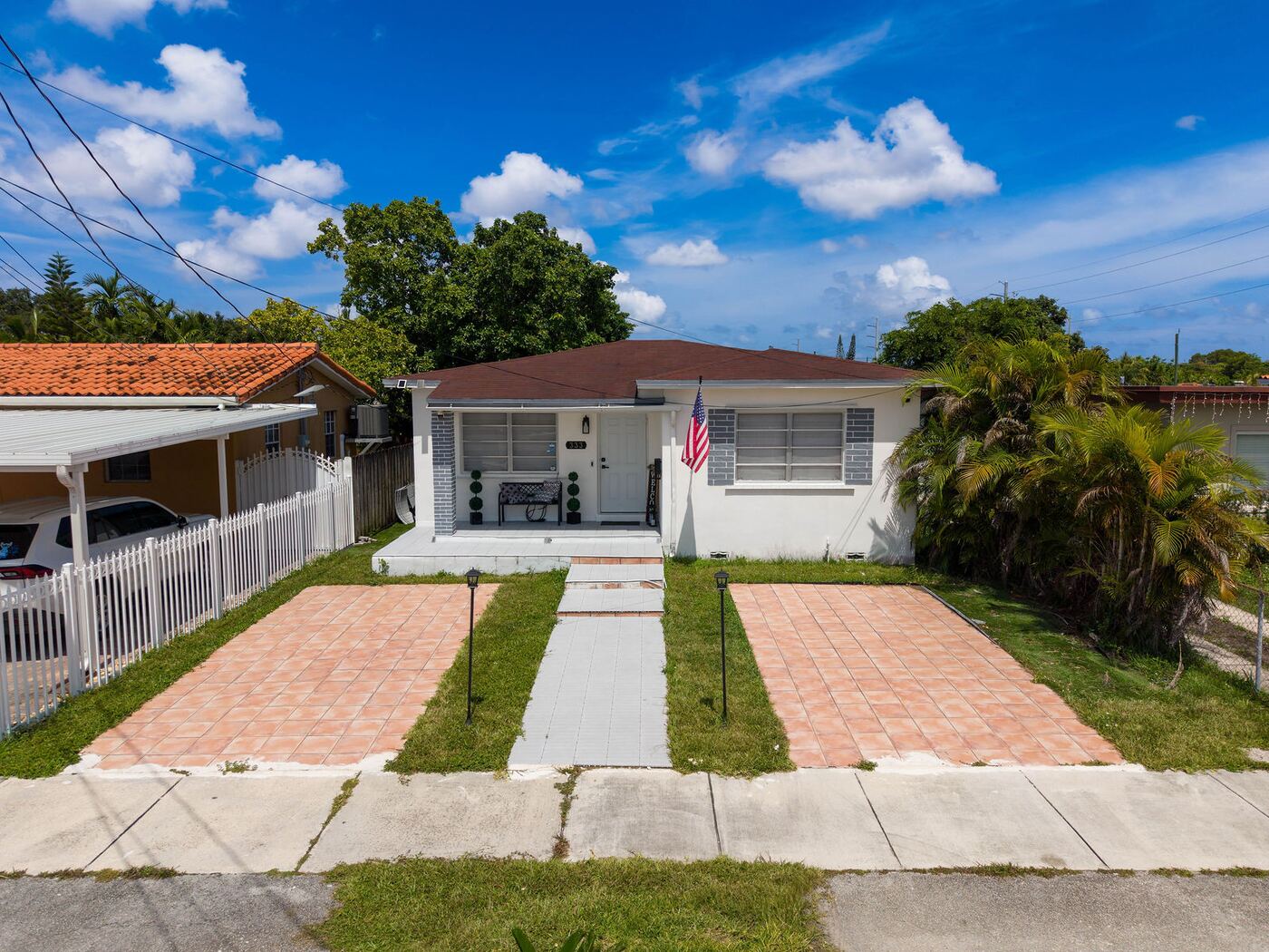 333 NW 60th Ave, photo 2