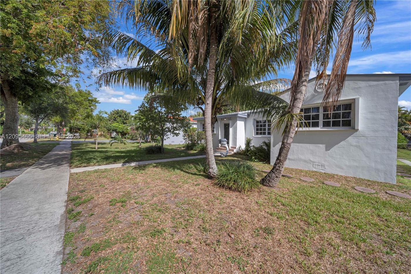 6351 NW 38th Ter, photo 3