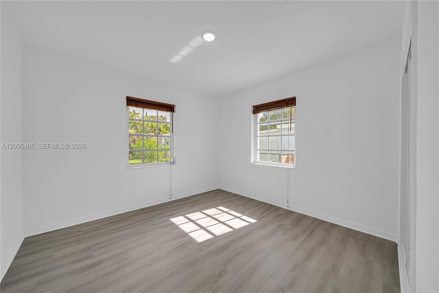6351 NW 38th Ter, photo 17