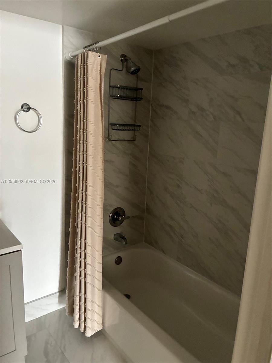 850 N Miami Ave #W-406, photo 5