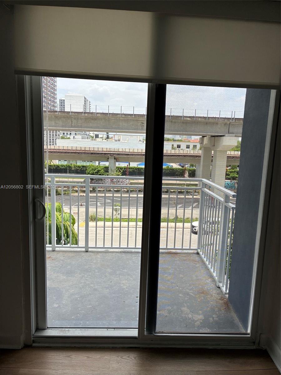 850 N Miami Ave #W-406, photo 9